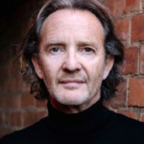 Anton Lesser